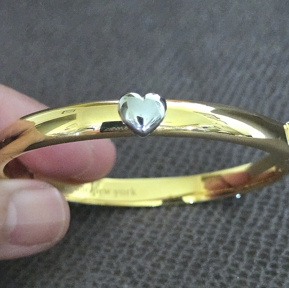 Kate Spade Gold💛 "Heartful" Hinged Bracelet - NWT - Picture 15 of 16